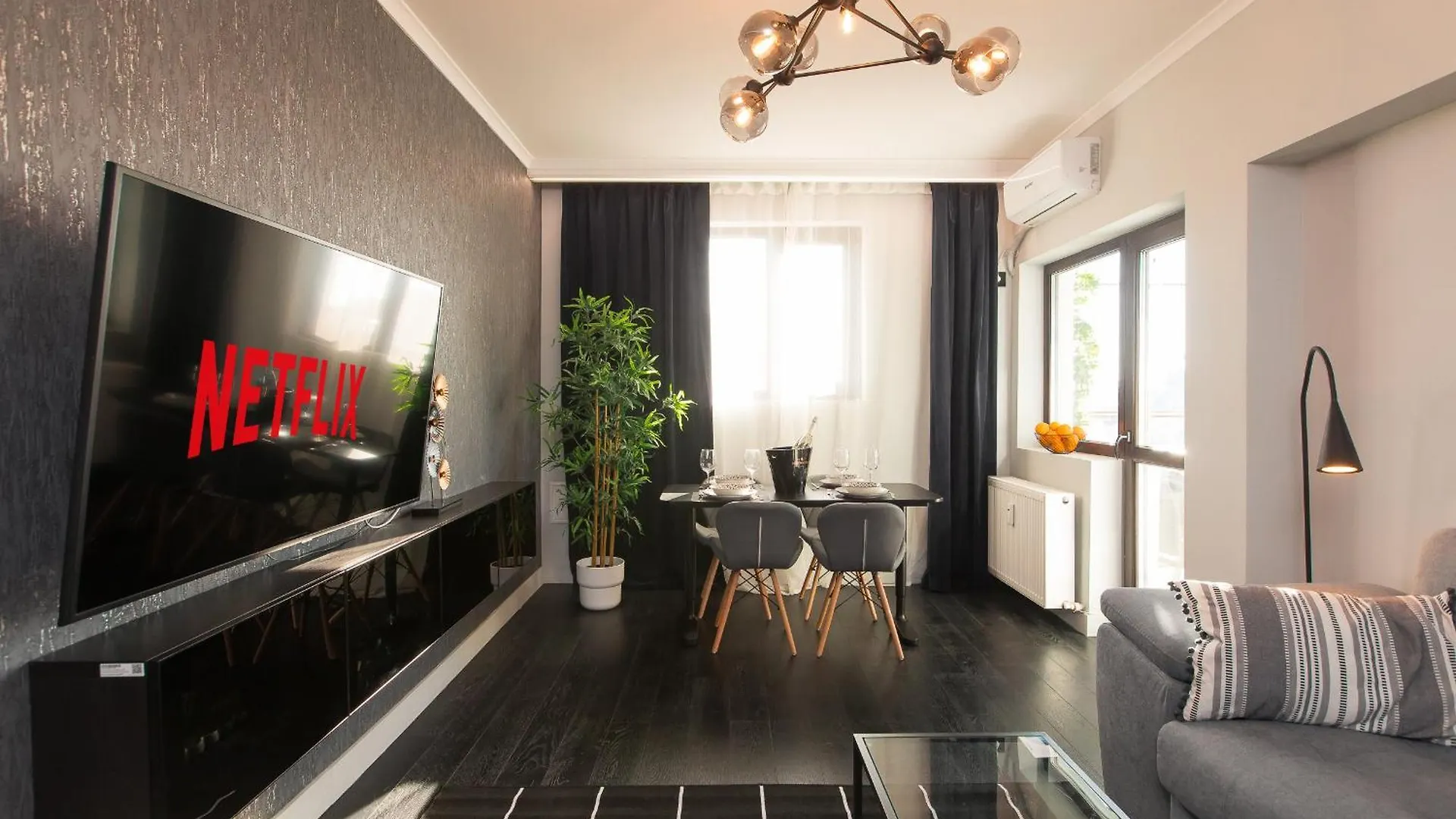 Luxurious Urban Retreat With Unmatched Comfort Bucharest 0*,