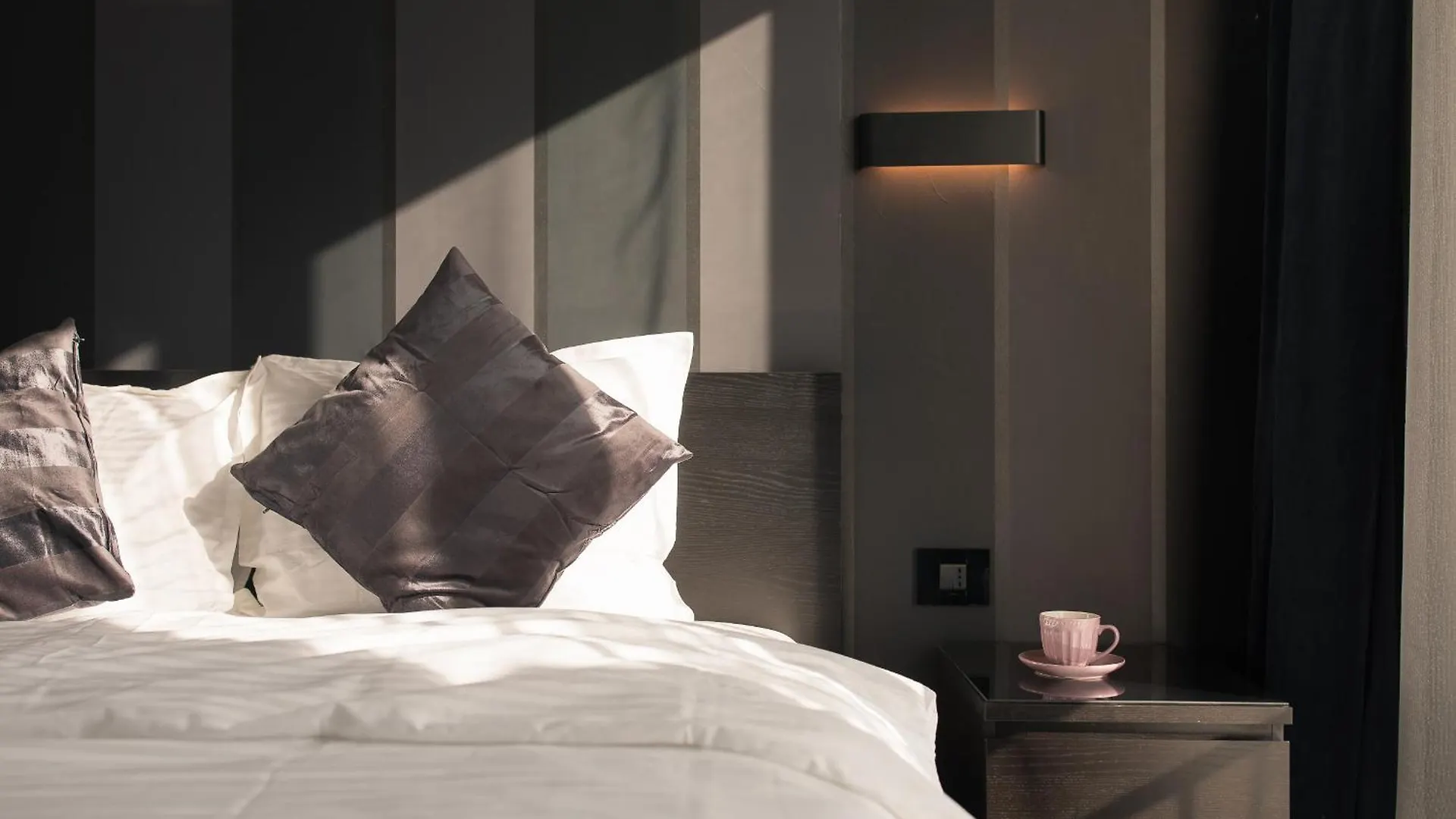 Luxurious Urban Retreat With Unmatched Comfort Βουκουρέστι